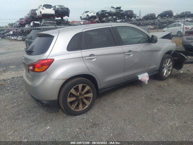 4A4AP3AW8FE043333 Mitsubishi OUTLANDER SPORT