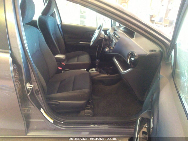 Toyota Prius C One/two/three/four 2016 JTDKDTB39G1130773 Image 5