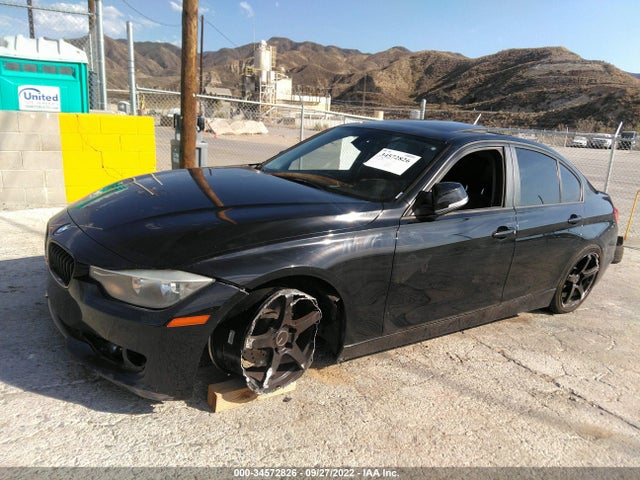 WBA3B1C55EP680669 BMW 3 Series 320i