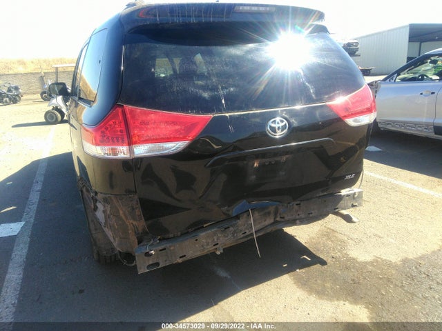 2014 TOYOTA SIENNA XLE/XLE AAS/LTD VIN: 5TDYK3DC2ES443824