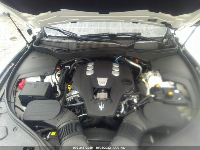 2022 Maserati Levante, VIN: ZN661XUA4NX388043