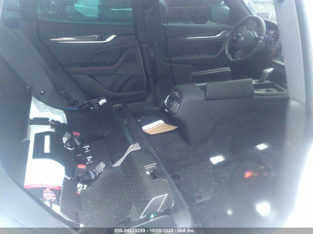 2022 Maserati Levante, VIN: ZN661XUA4NX388043