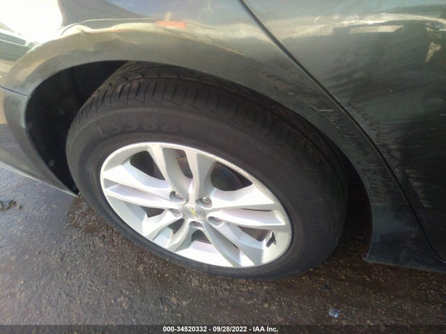 2016 Chevrolet Malibu, VIN: 1G1ZE5ST1GF296675