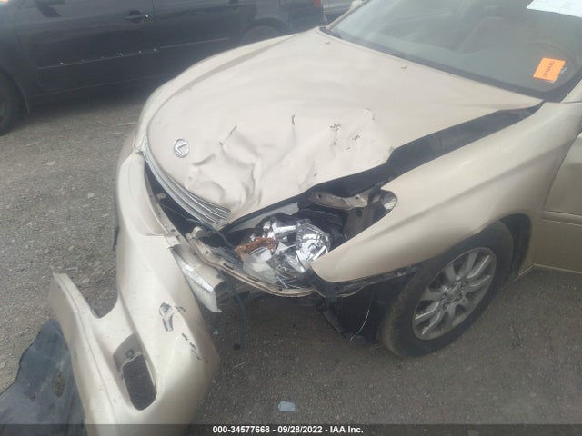 Lexus ES 300 2003 JTHBF30G635038196 Image 8