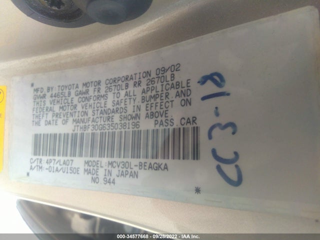 Lexus ES 300 2003 JTHBF30G635038196 Image 11
