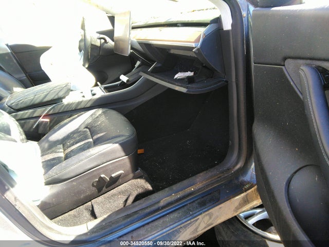 2020 Tesla Model Y, VIN: 5YJYGDEE8LF031545
