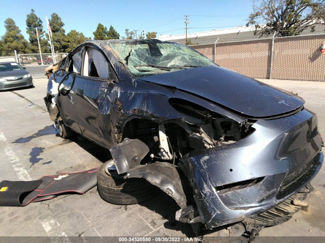 2020 Tesla Model Y, VIN: 5YJYGDEE8LF031545
