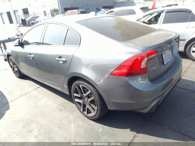2017 Volvo S60, VIN: YV126MFL2H2437735