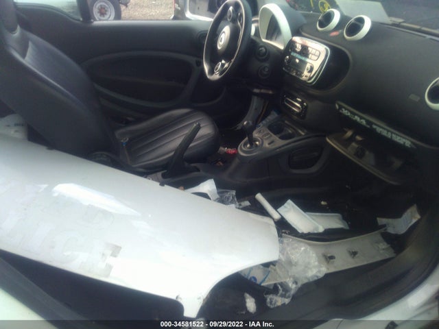2017 Smart Fortwo, VIN: WMEFJ5DA4HK170077