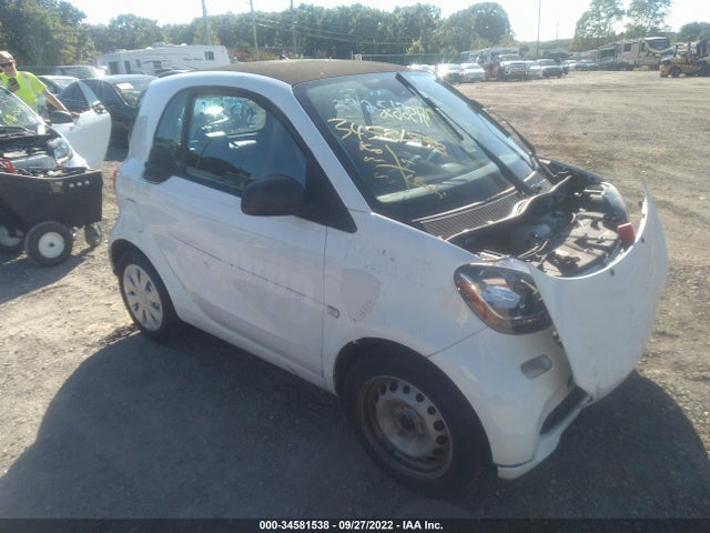 2017 Smart Fortwo, VIN: WMEFJ5DA6HK169593