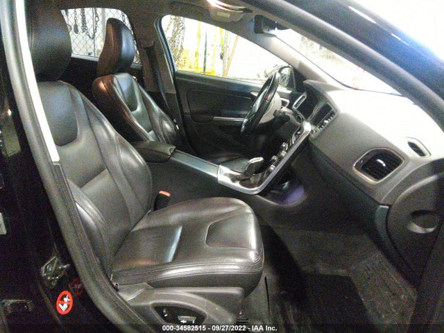 Volvo S60 T5 2013 YV1612FS1D1223833 Image 5