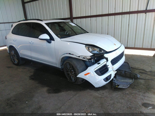 2018 Porsche Cayenne, VIN: WP1AA2A25JKA04675