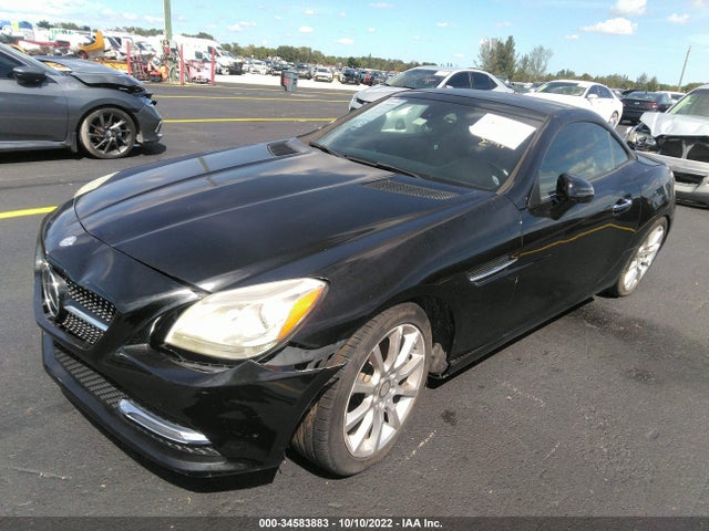 2016 Mercedes-Benz SLK-Class, VIN: WDDPK3JA6GF123803
