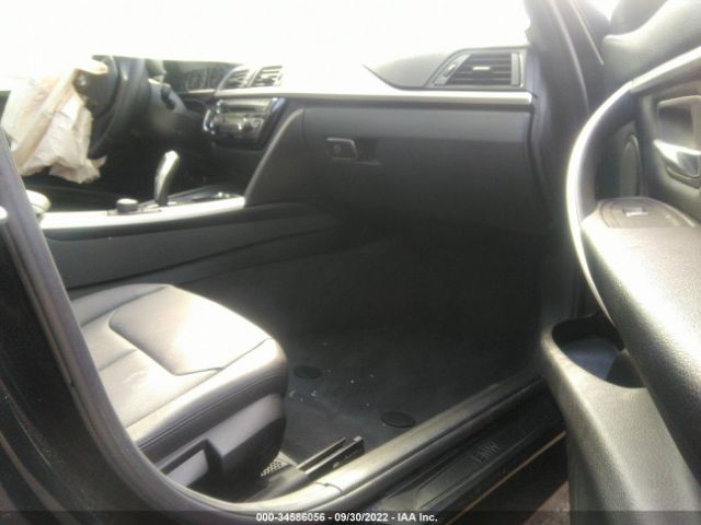 WBA8E1G56HNU13595 BMW 3 Series 320i
