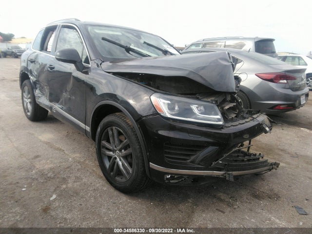 2016 Volkswagen Touareg, VIN: WVGEP9BP6GD007064