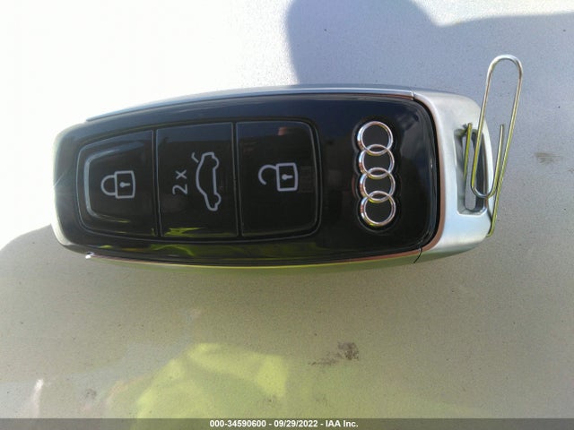 2021 Audi A8, VIN: WAU8EAF83MN008025