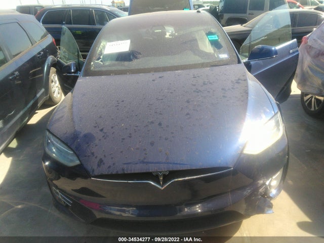 2017 Tesla Model X, VIN: 5YJXCAE23HF061264