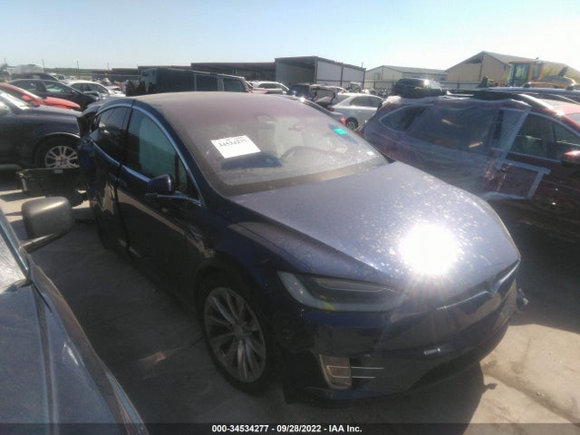 2017 Tesla Model X, VIN: 5YJXCAE23HF061264