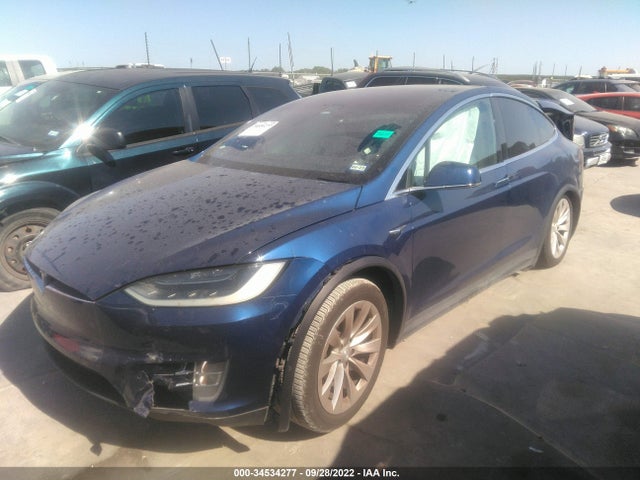 2017 Tesla Model X, VIN: 5YJXCAE23HF061264