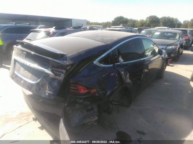 2017 Tesla Model X, VIN: 5YJXCAE23HF061264