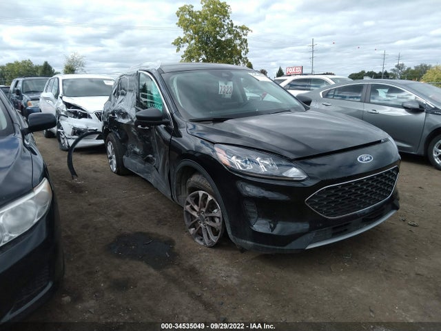 2022 Ford Escape, VIN: 1FMCU9G69NUA69197