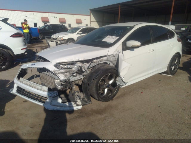2017 Ford Focus, VIN: 1FADP3L90HL239573