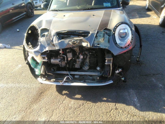 2017 Mini Roadster, VIN: WMWWG9C36H3C81439