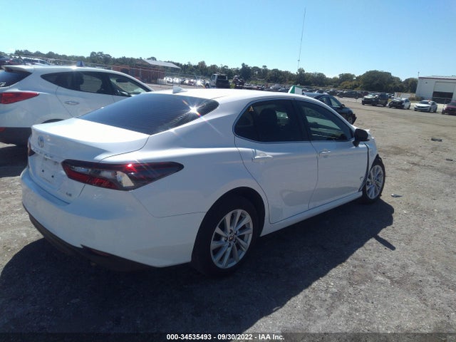 Toyota CAMRY LE 2022 4T1C11AK3NU635273 Image 4