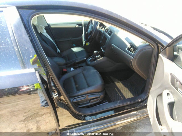 3VWDB7AJ2JM261265 Volkswagen Jetta 1.4t