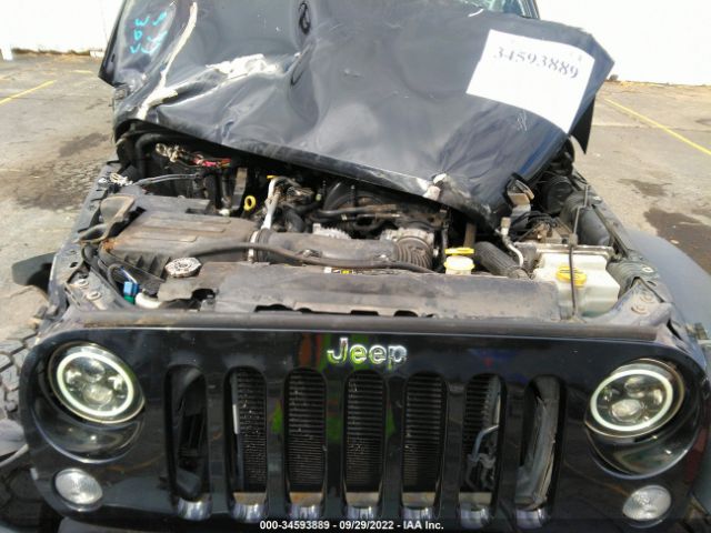 1C4BJWDG4HL724249 Jeep Wrangler Unlimited Sport