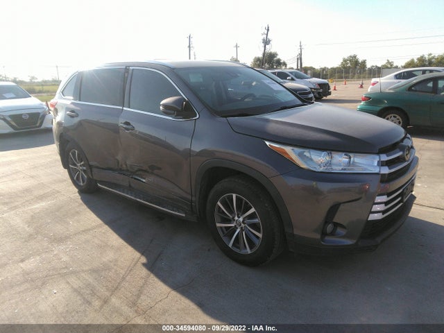 2017 5TDKZRFH2HS516322 main image