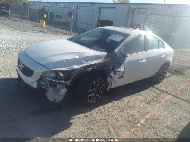 2017 VOLVO S60 DYNAMIC VIN: YV126MFL2H2420952