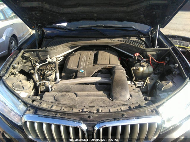 2017 BMW X5, VIN: 5UXKR0C52H0V65172