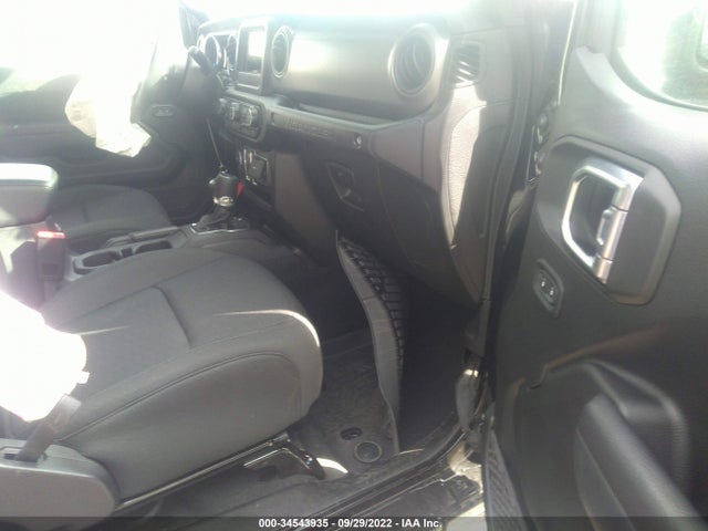 2022 Jeep Wrangler, VIN: 1C4HJXDG2NW200303