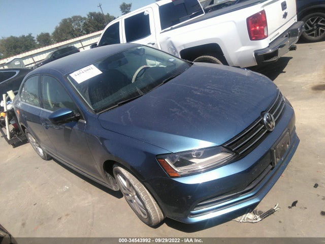 2017 Volkswagen Jetta, VIN: 3VW2B7AJ5HM213549