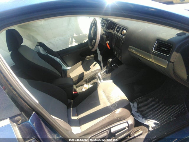 2017 Volkswagen Jetta, VIN: 3VW2B7AJ5HM213549