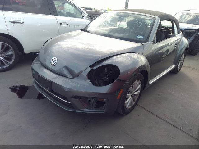2018 Volkswagen Beetle, VIN: 3VW5DAAT8JM515400