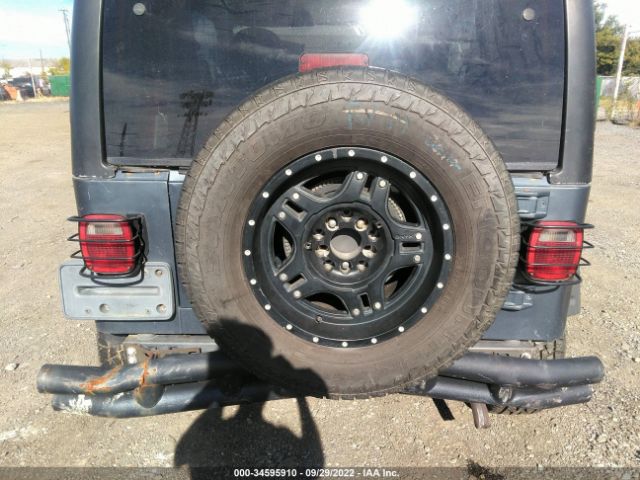 1J4FA49S82P720573 Jeep Wrangler Sport