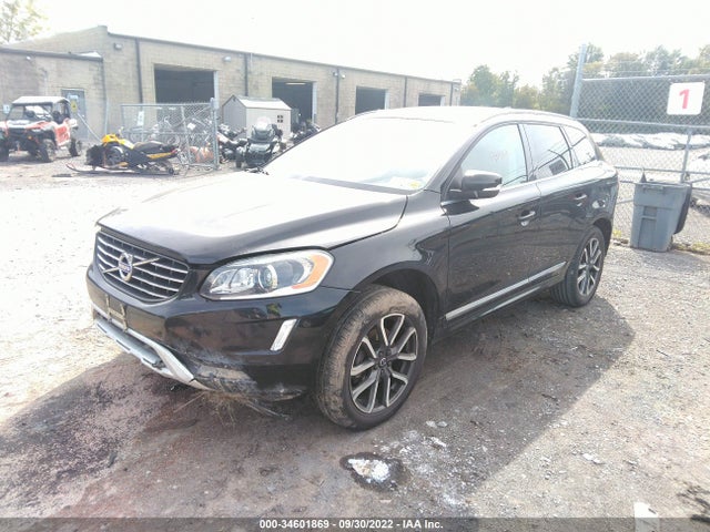 2017 Volvo XC60, VIN: YV449MRR4H2085972