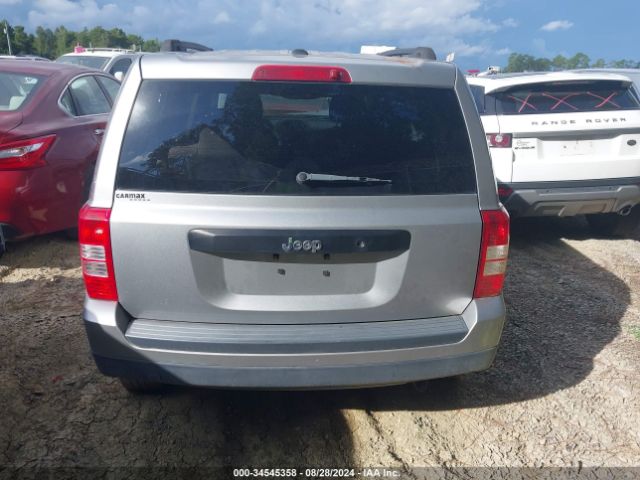 1C4NJPBA0GD706017 Jeep Patriot Sport