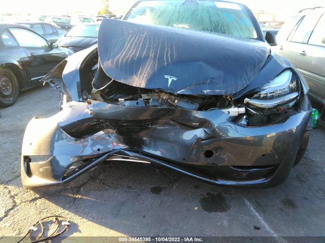 Tesla Model Y Long Range 2021 5YJYGDEE5MF199757 Image 7