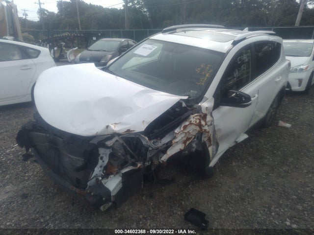 2016 Toyota RAV4, VIN: JTMRJREVXGD021521