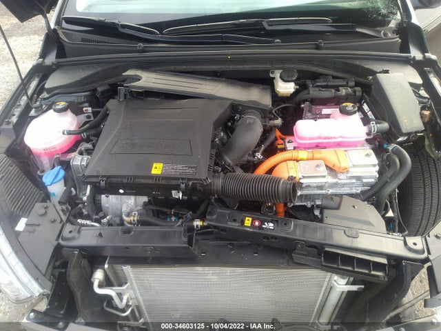 2022 Hyundai Ioniq, VIN: KMHC75LC6NU275878
