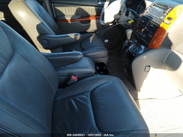 2010 TOYOTA SIENNA XLE VIN: 5TDYK4CCXAS298971