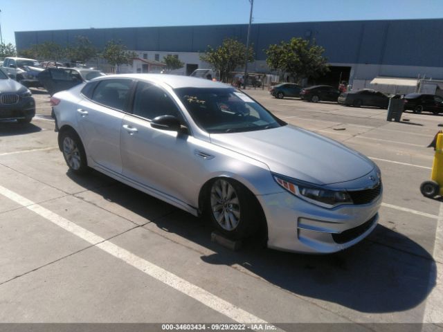 5XXGT4L37GG004204 auction archive image