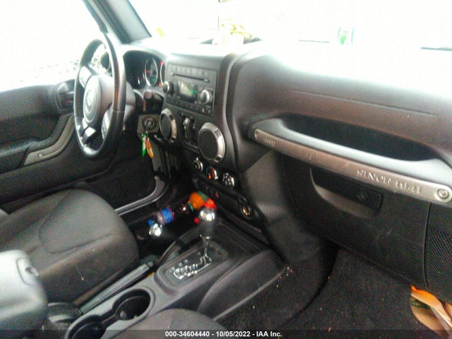 2015 Jeep Wrangler, VIN: 1C4BJWDG7FL742483