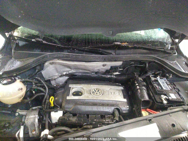 WVGBV7AX9HK044055 Volkswagen Tiguan