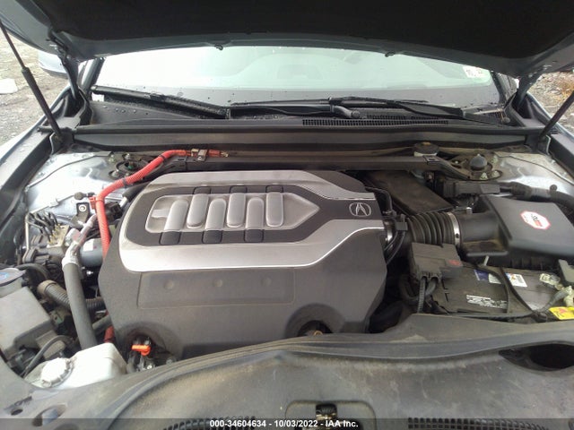 2016 Acura RLX, VIN: JH4KC2F9XGC000046