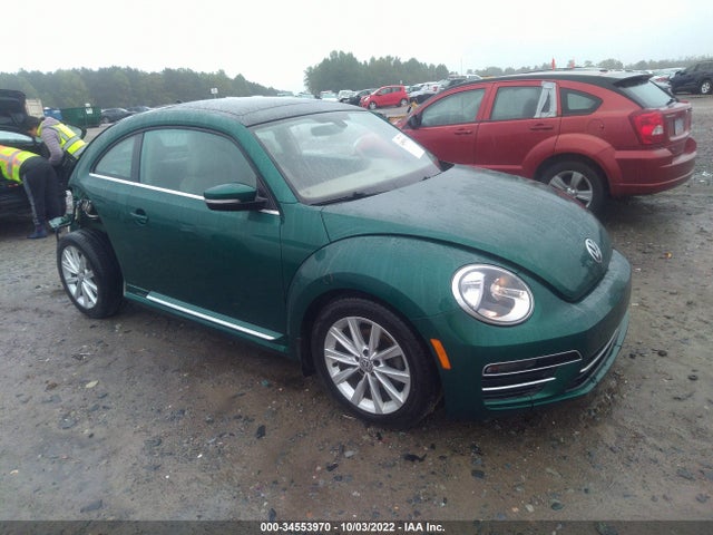 2018 Volkswagen Beetle, VIN: 3VWJD7AT8JM711208