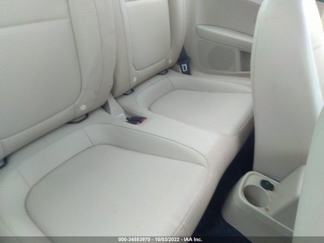 2018 Volkswagen Beetle, VIN: 3VWJD7AT8JM711208